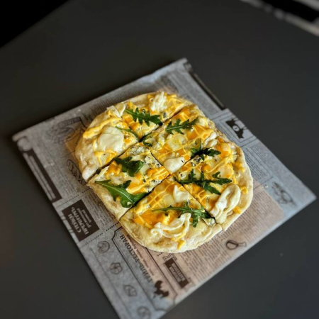 Сырная пицца